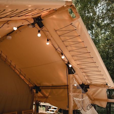 Glamping Mandra Kanev Hotel Leplyavo Exterior foto