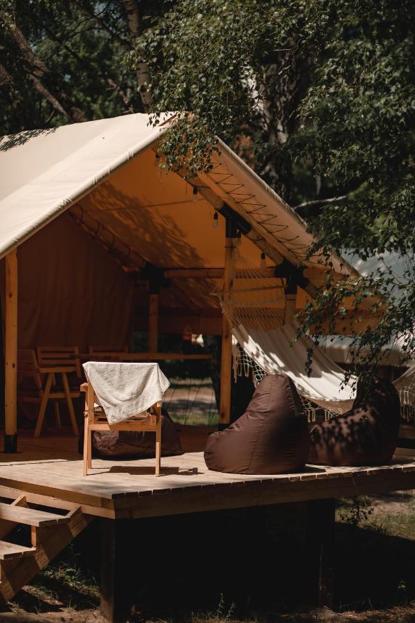 Glamping Mandra Kanev Hotel Leplyavo Exterior foto