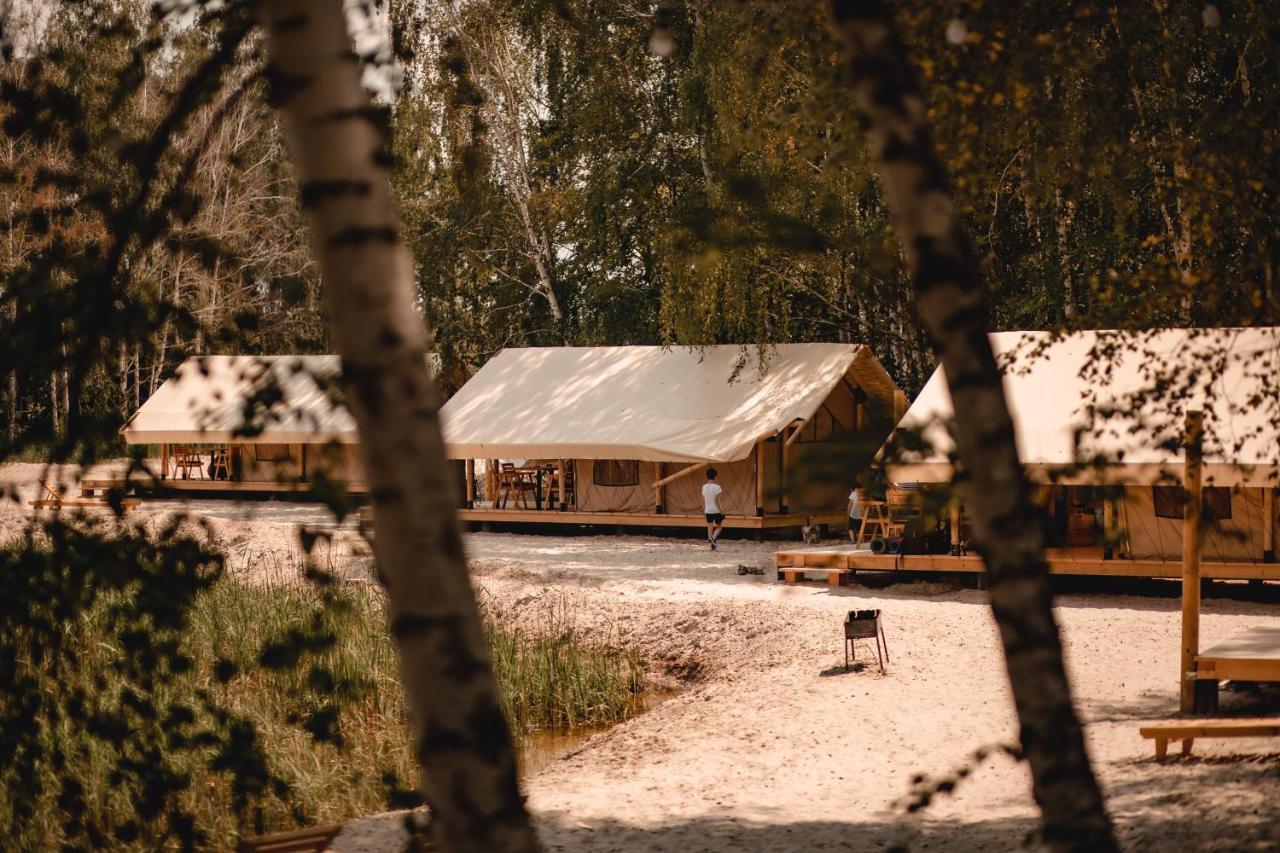 Glamping Mandra Kanev Hotel Leplyavo Exterior foto
